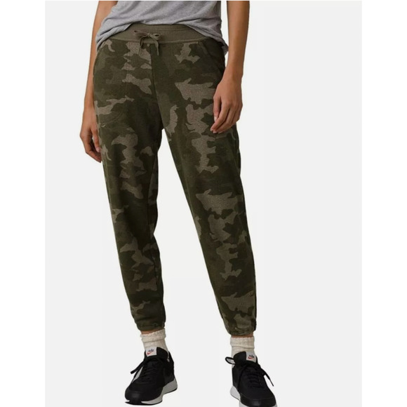 Prana Womens Cozy Up Ankle Joggers Pants Small Green Camo Sweatpants NWT - Picture 1 of 8